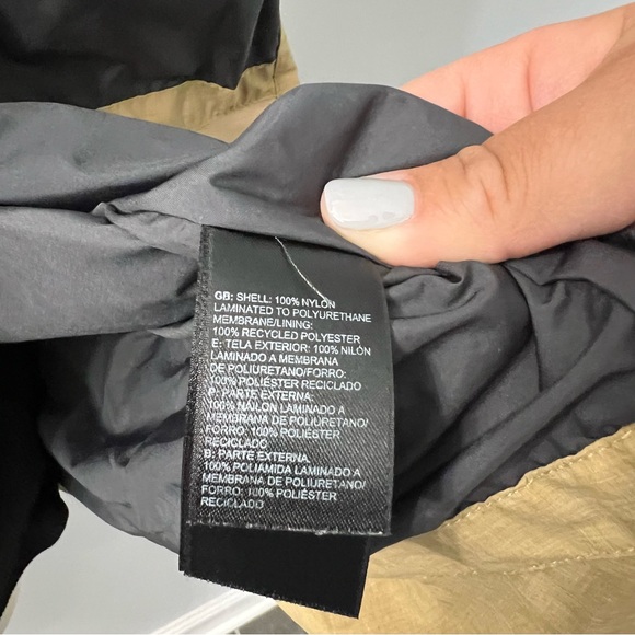 The North Face Hyvent Tan Hidden Zipper Belted Trench Coat Small - Picture 9 of 9